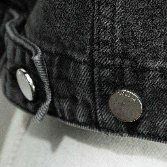 Volcom Crop N Block Denim Jacket Grey Black Boxy Retro 90s Skater Trucker Jacket - Picture 14 of 14